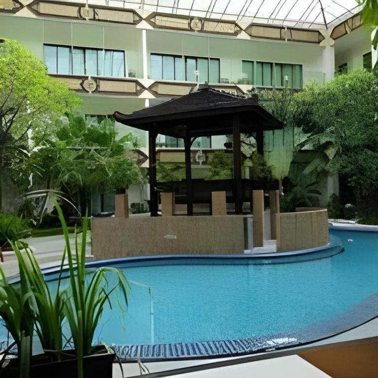 Yusro Hotel Restaurant & Convention Jombang Luaran gambar