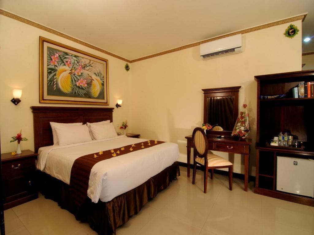 Yusro Hotel Restaurant & Convention Jombang Luaran gambar