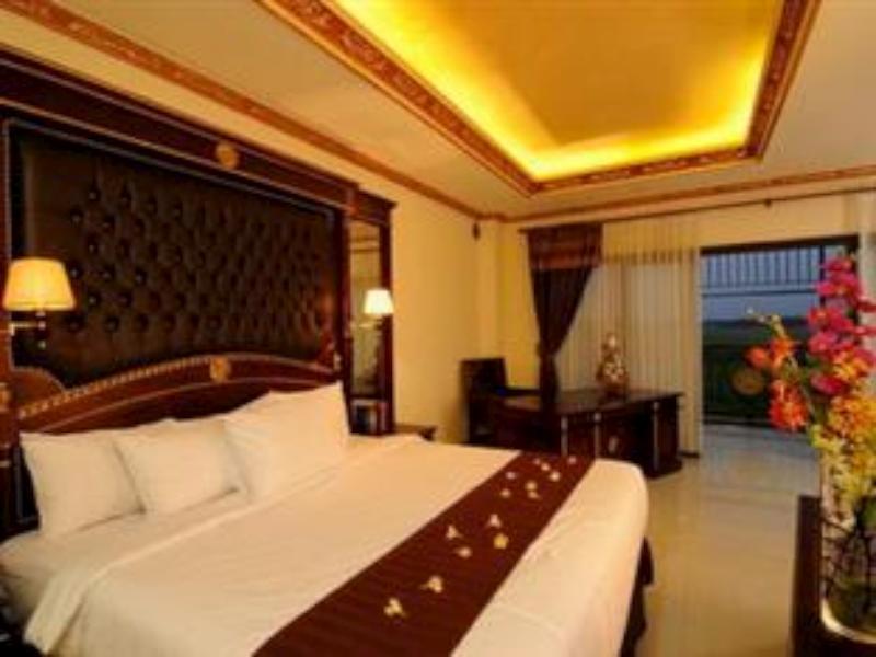 Yusro Hotel Restaurant & Convention Jombang Luaran gambar